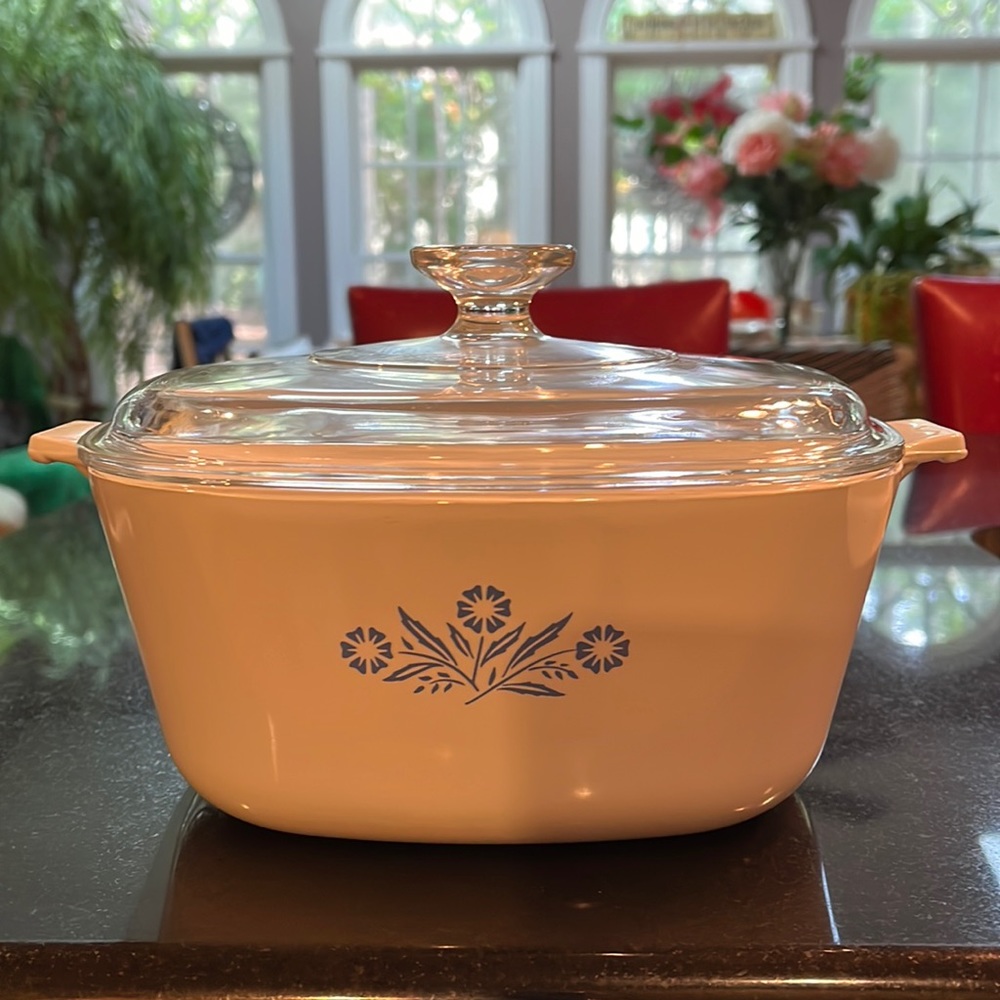 RARE - Cornflower Blue - 2 1/2 Quart Square Casserole with Glass Lid